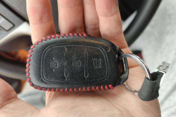 Used Hyundai Verna Ray 2014 1.6L Automatic TOP Vehicle Key