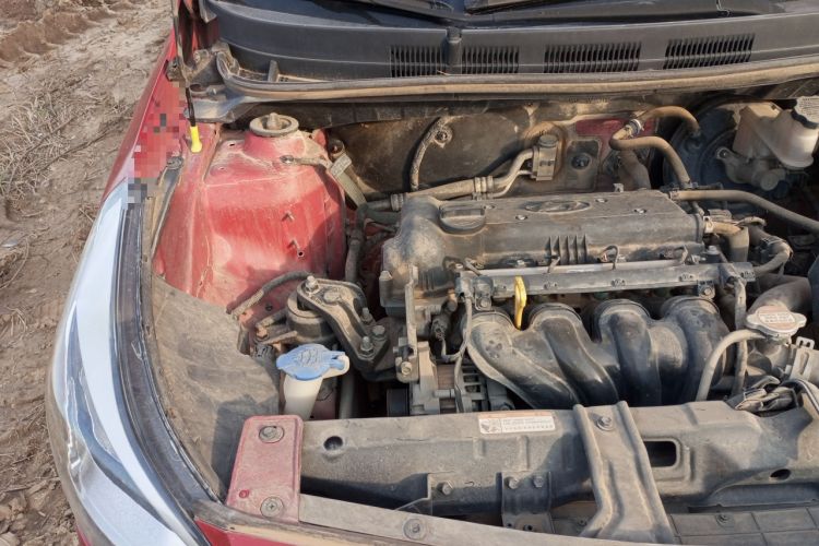 Used Hyundai Verna Ray 2016 1.4L Automatic Leading-Edge GLX Engine Bay Right