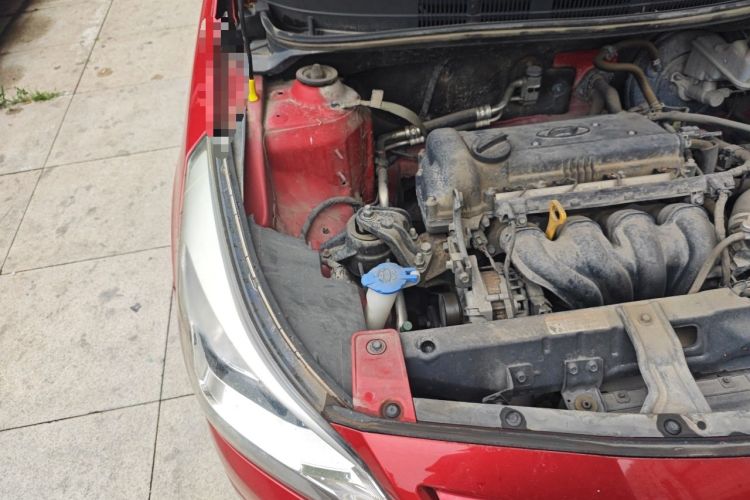 Used Hyundai Verna Ray 2016 1.4L Automatic Leading-Edge GLX Engine Bay Right