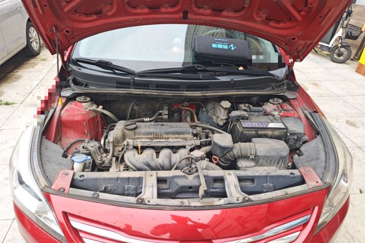 Used Hyundai Verna Ray 2016 1.4L Automatic Leading-Edge GLX Engine Bay