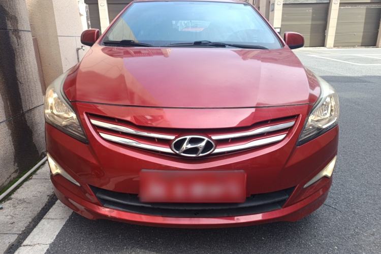 Used Hyundai Verna Ray 2016 1.4L Automatic Leading-Edge GLX Exterior 1