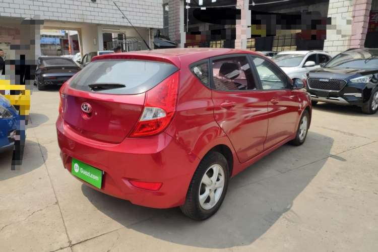 Used Hyundai Verna Ray 2016 1.4L Automatic Leading-Edge GLX Exterior 3