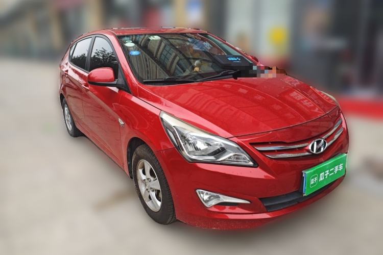Used Hyundai Verna Ray 2016 1.4L Automatic Leading-Edge GLX Front Right 45 Deg