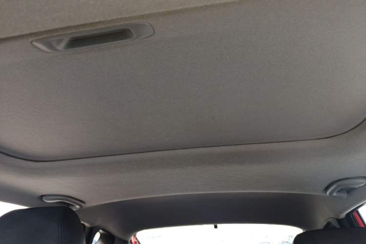 Used Hyundai Verna Ray 2016 1.4L Automatic Leading-Edge GLX Headliner