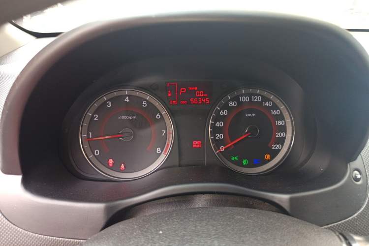 Used Hyundai Verna Ray 2016 1.4L Automatic Leading-Edge GLX Instrument Cluster