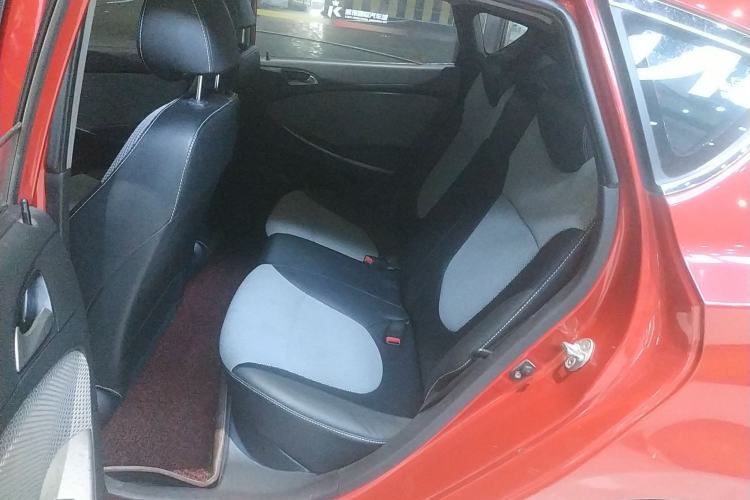 Used Hyundai Verna Ray 2016 1.4L Automatic Leading-Edge GLX Left Rear Seat