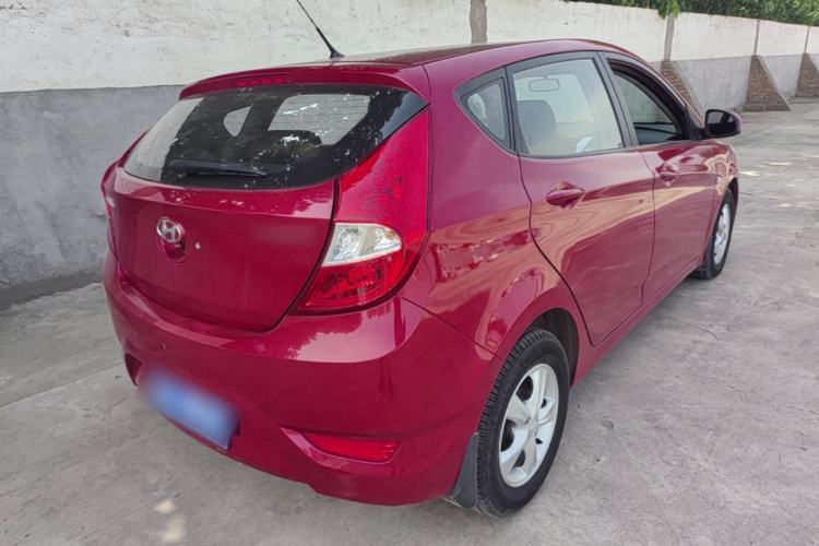 Used Hyundai Verna Ray 2016 1.4L Automatic Leading-Edge GLX Rear Right 45 Deg