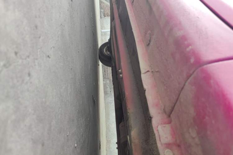 Used Hyundai Verna Ray 2016 1.4L Automatic Leading-Edge GLX Right Side Sill
