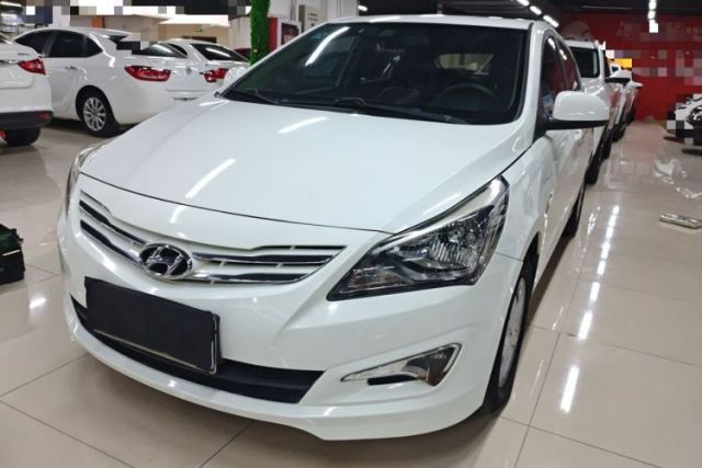 Used Hyundai Verna Ray 2016 1.4L Automatic Leading-Edge GLX