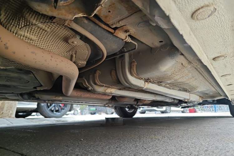 Used Hyundai Verna Ray 2016 1.4L Automatic Leading-Edge GLX Chassis Rear Right