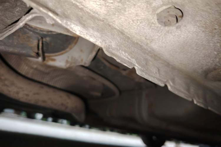 Used Hyundai Verna Ray 2016 1.4L Automatic Leading-Edge GLX Chassis Rear Right