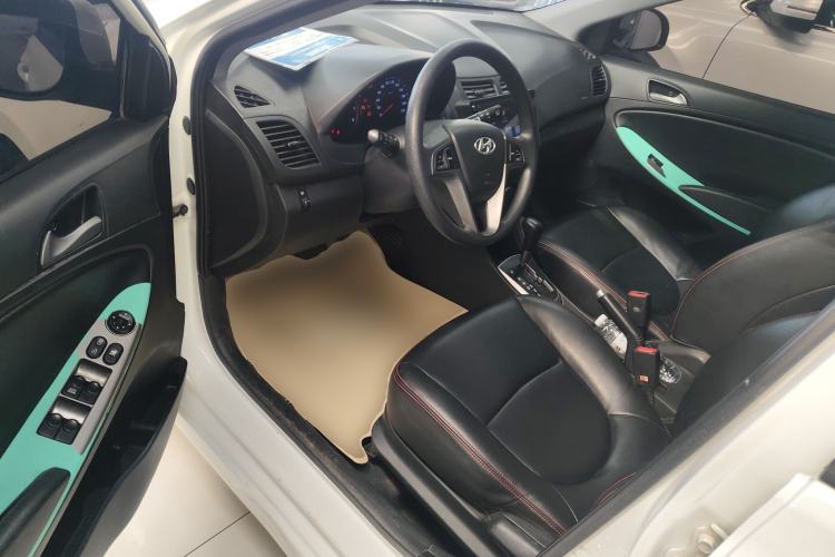 Used Hyundai Verna Ray 2016 1.4L Automatic Leading-Edge GLX Driver Seat