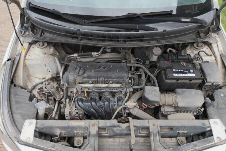 Used Hyundai Verna Ray 2016 1.4L Automatic Leading-Edge GLX Engine Bay