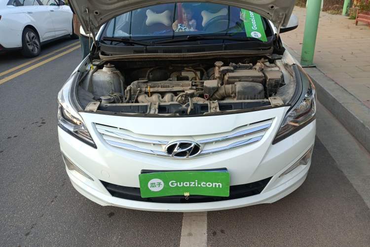 Used Hyundai Verna Ray 2016 1.4L Automatic Leading-Edge GLX Engine Bay