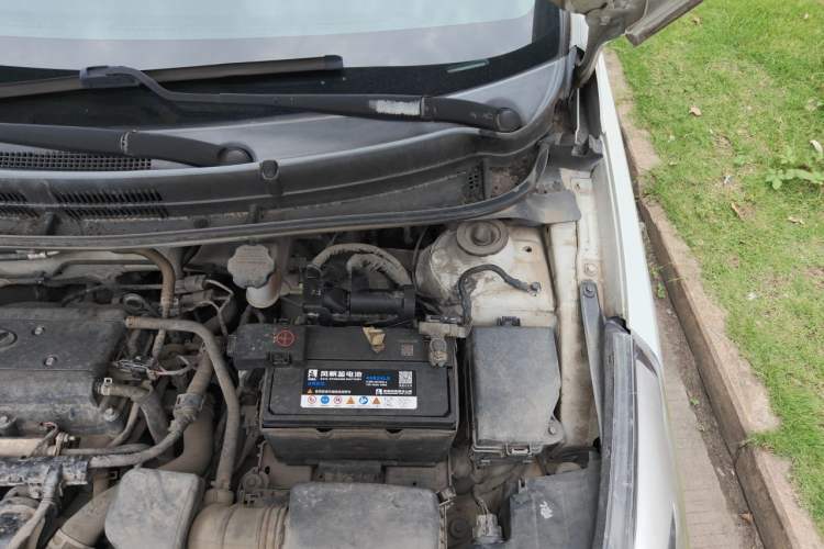 Used Hyundai Verna Ray 2016 1.4L Automatic Leading-Edge GLX Engine Bay Left