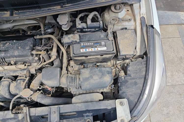 Used Hyundai Verna Ray 2016 1.4L Automatic Leading-Edge GLX Engine Bay Left