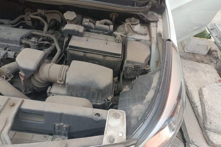 Used Hyundai Verna Ray 2016 1.4L Automatic Leading-Edge GLX Engine Bay Left
