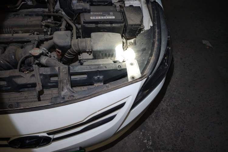 Used Hyundai Verna Ray 2016 1.4L Automatic Leading-Edge GLX Engine Bay Left