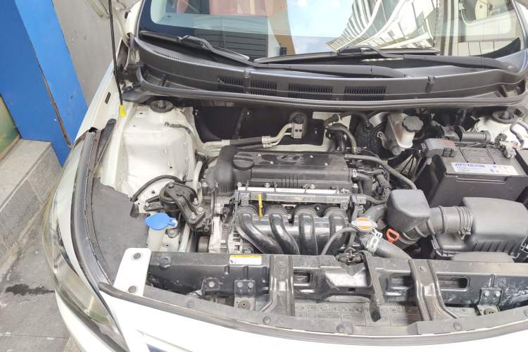 Used Hyundai Verna Ray 2016 1.4L Automatic Leading-Edge GLX Engine Bay Right