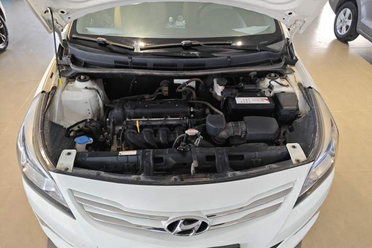 Used Hyundai Verna Ray 2016 1.4L Manual Leading GLX Model Engine Bay