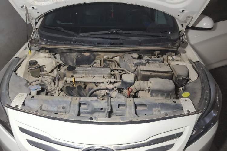 Used Hyundai Verna Ray 2016 1.4L Automatic Flagship TOP Engine Bay