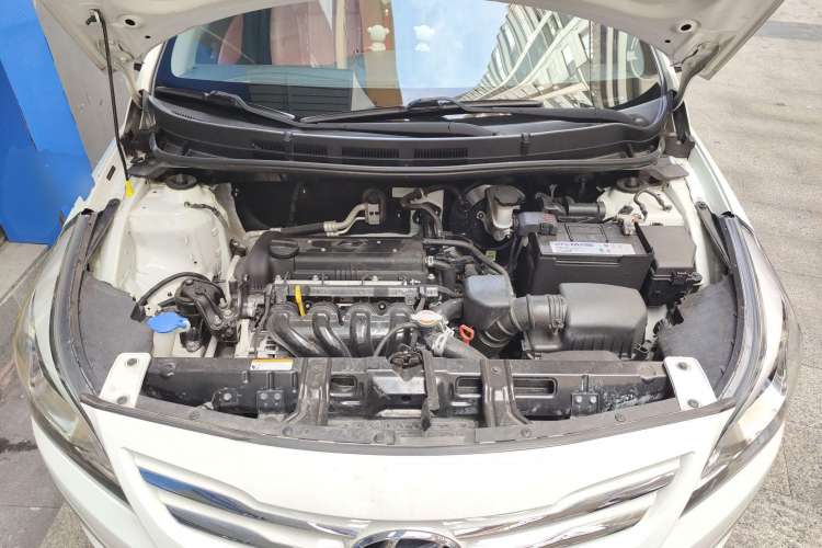 Used Hyundai Verna Ray 2016 1.4L Automatic Leading-Edge GLX Engine Bay