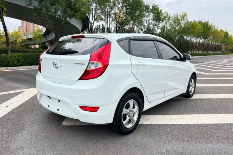 Used Hyundai Verna Ray 2016 1.4L Automatic Leading-Edge GLX Exterior 6