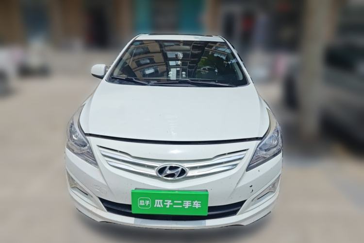 Used Hyundai Verna Ray 2016 1.4L Automatic Leading-Edge GLX Front