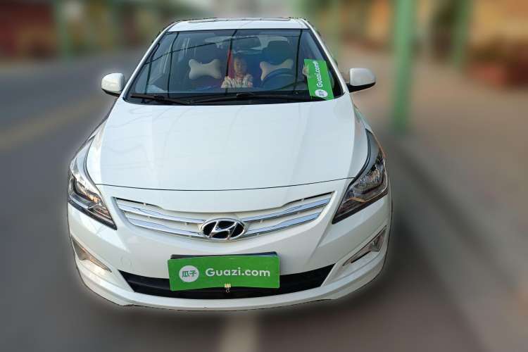 Used Hyundai Verna Ray 2016 1.4L Automatic Leading-Edge GLX Front