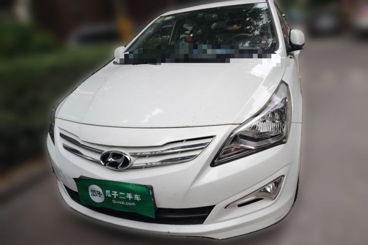 Used Hyundai Verna Ray 2016 1.4L Automatic Leading-Edge GLX Front