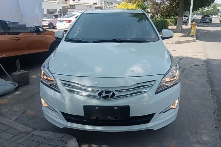 Used Hyundai Verna Ray 2016 1.4L Automatic Leading-Edge GLX Front