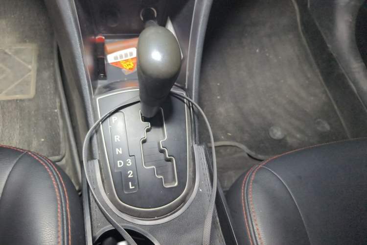 Used Hyundai Verna Ray 2016 1.4L Automatic Flagship TOP Gear Lever