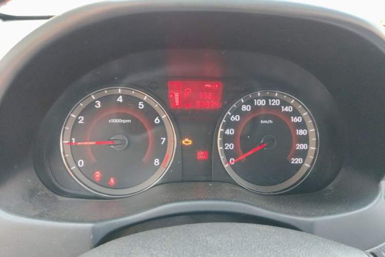 Used Hyundai Verna Ray 2016 1.4L Automatic Leading-Edge GLX Instrument Cluster