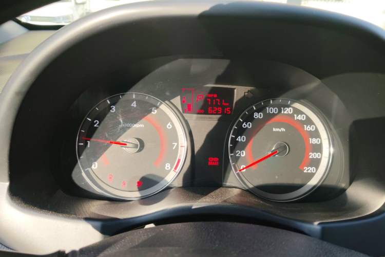 Used Hyundai Verna Ray 2016 1.4L Automatic Leading-Edge GLX Instrument Cluster