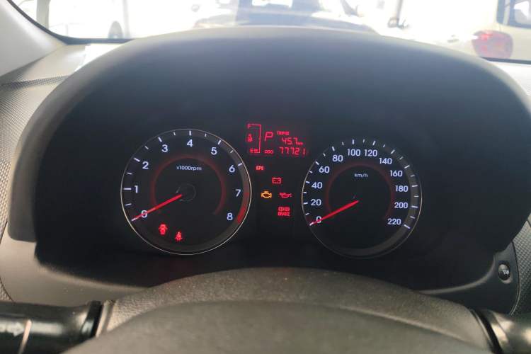 Used Hyundai Verna Ray 2016 1.4L Automatic Leading-Edge GLX Instrument Cluster