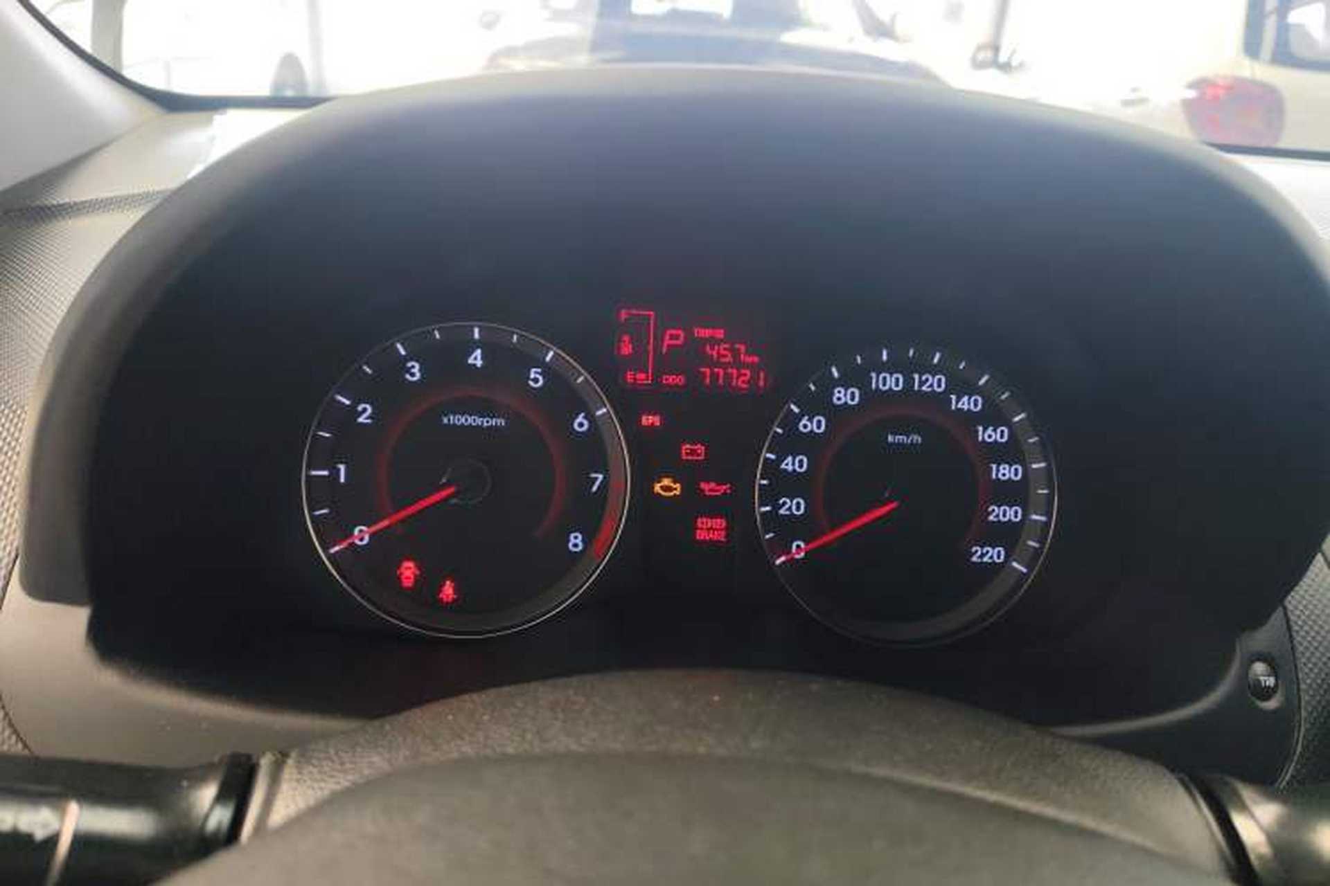 Used Hyundai Verna Ray 2016 1.4L Automatic Leading-Edge GLX Instrument Cluster