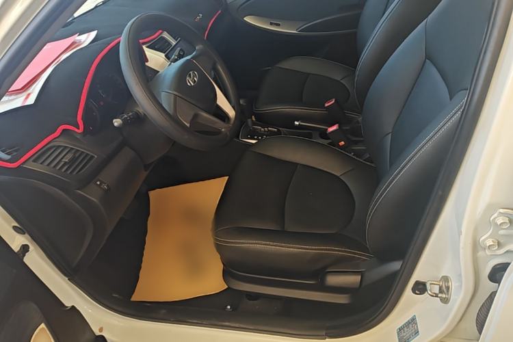 Used Hyundai Verna Ray 2016 1.4L Automatic Leading-Edge GLX Left Front Seat
