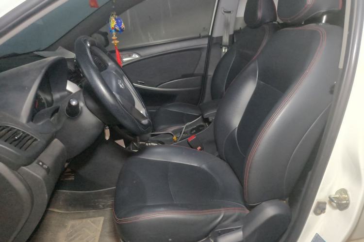 Used Hyundai Verna Ray 2016 1.4L Automatic Flagship TOP Left Front Seat