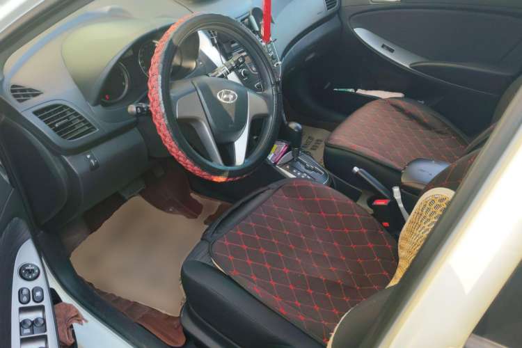 Used Hyundai Verna Ray 2016 1.4L Automatic Leading-Edge GLX Left Front Seat