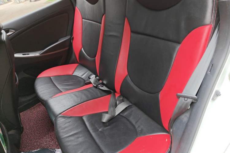 Used Hyundai Verna Ray 2016 1.4L Automatic Leading-Edge GLX Left Rear Seat
