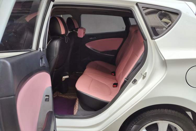Used Hyundai Verna Ray 2016 1.4L Automatic Leading-Edge GLX Left Rear Seat