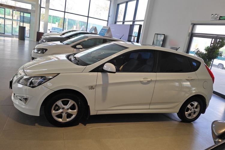 Used Hyundai Verna Ray 2016 1.4L Manual Leading GLX Model Left Side