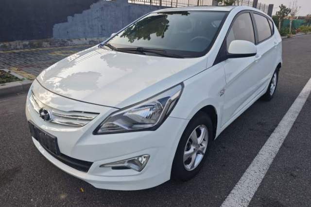 Used Hyundai Verna Ray 2016 1.4L Automatic Leading-Edge GLX