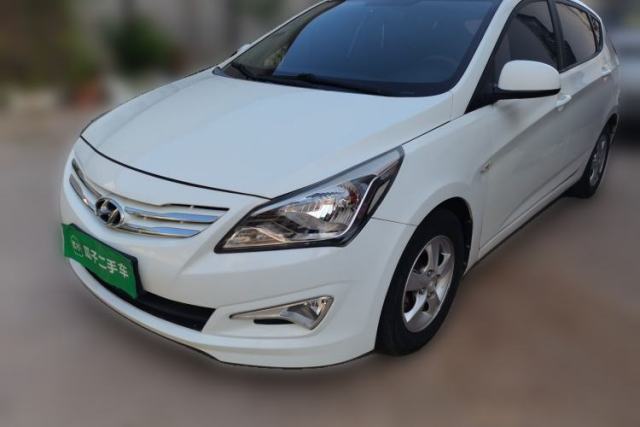 Ojetý Hyundai Verna Ray 2016 1.4L Automatic Leading-Edge GLX