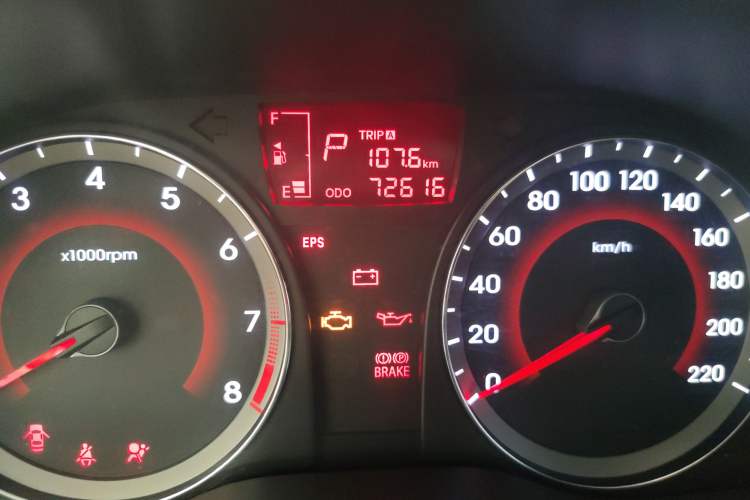Used Hyundai Verna Ray 2016 1.4L Automatic Leading-Edge GLX Odometer Close Up