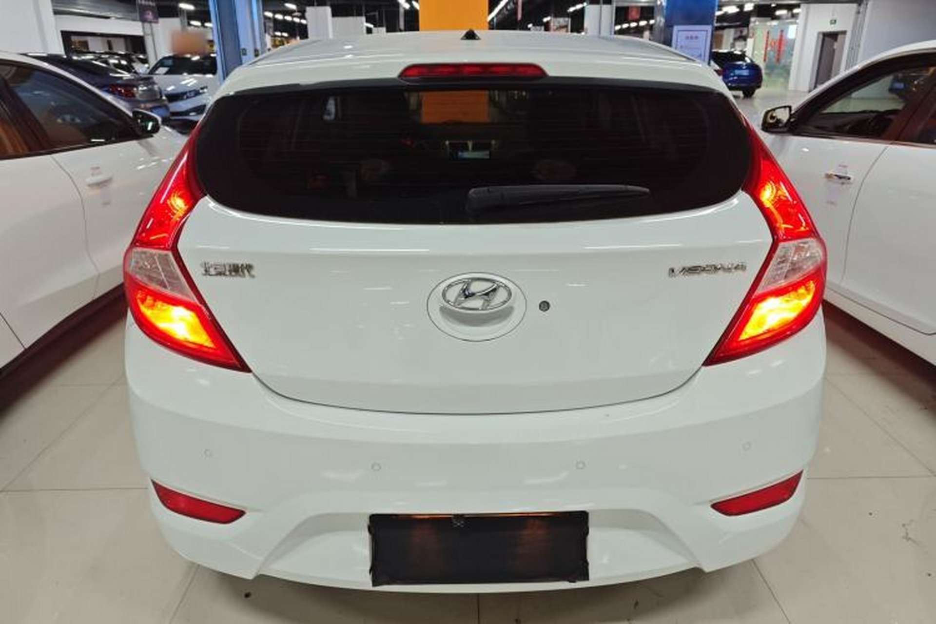 Used Hyundai Verna Ray 2016 1.4L Automatic Leading-Edge GLX Rear
