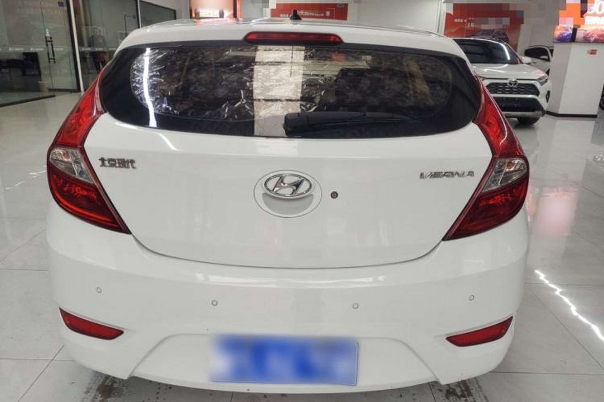 Used Hyundai Verna Ray 2016 1.4L Automatic Leading-Edge GLX Rear