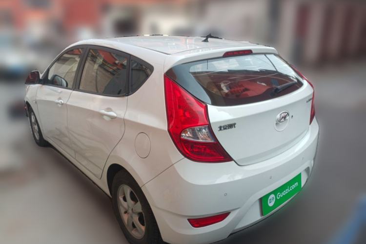 Used Hyundai Verna Ray 2016 1.4L Automatic Leading-Edge GLX Rear Left 45 Deg