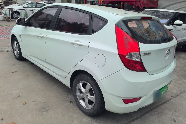 Used Hyundai Verna Ray 2016 1.4L Automatic Leading-Edge GLX Rear Left 45 Deg