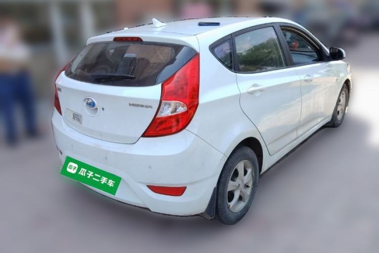 Used Hyundai Verna Ray 2016 1.4L Automatic Leading-Edge GLX Rear Right 45 Deg